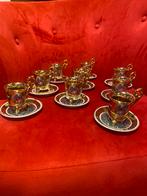 9 vintage espresso-mokka kop en schotel,kopje 3 pootjes, Antiek en Kunst, Ophalen of Verzenden