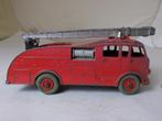 1961 Dinky Supertoys 955 FIRE ENGINE (-C-), Hobby en Vrije tijd, Modelauto's | 1:43, Ophalen of Verzenden, Gebruikt, Bus of Vrachtwagen