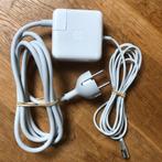 Originele Apple MagSafe adapter 45W (A1374) - als nieuw, Computers en Software, Laptop-opladers, Ophalen of Verzenden, Apple, Zo goed als nieuw