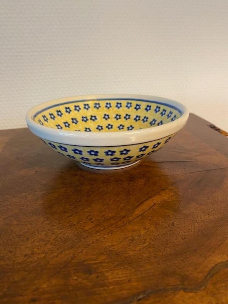 Schaaltje merk Bunzlau, Huis en Inrichting, Keuken | Servies, Zo goed als nieuw, Schaal of Schalen, Overige stijlen, Aardewerk