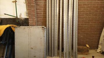 Zware stelling voor garage beschikbaar voor biedingen