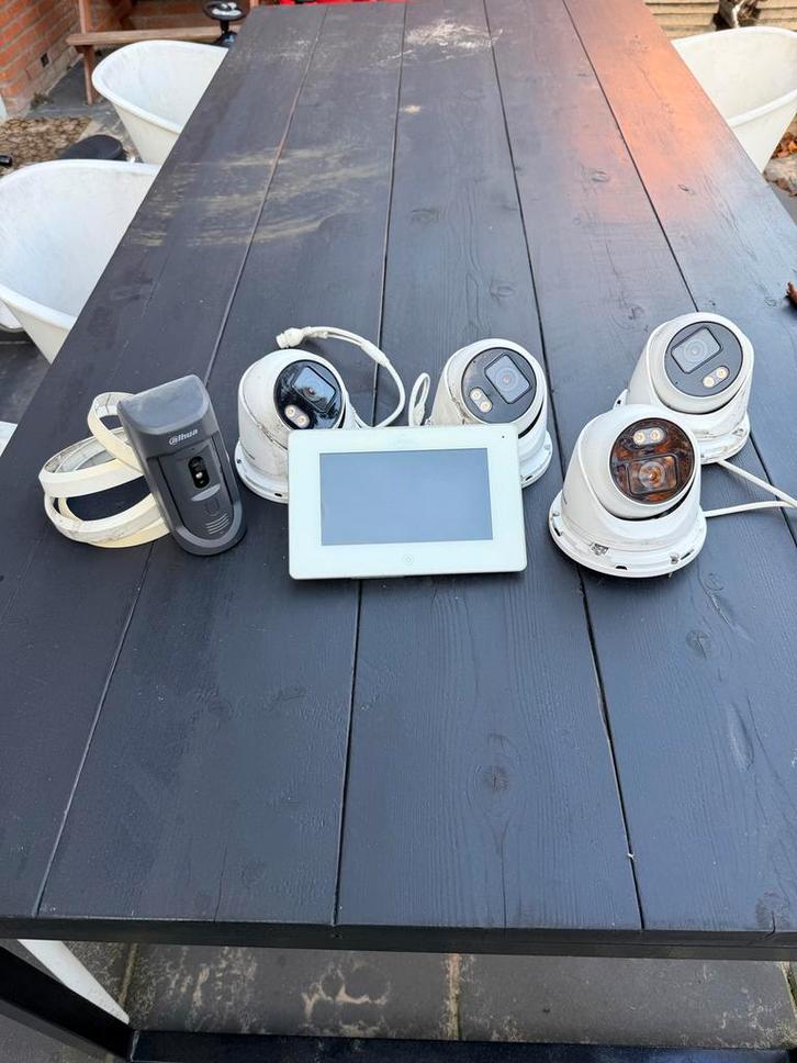 Compleet Hikvision Camera Systeem, Audio, Tv en Foto, Videobewaking, Gebruikt, Buitencamera, Ophalen