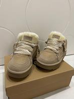 UGG Lowmel Sand - Maat 39, Ophalen of Verzenden, Beige, Sneakers of Gympen