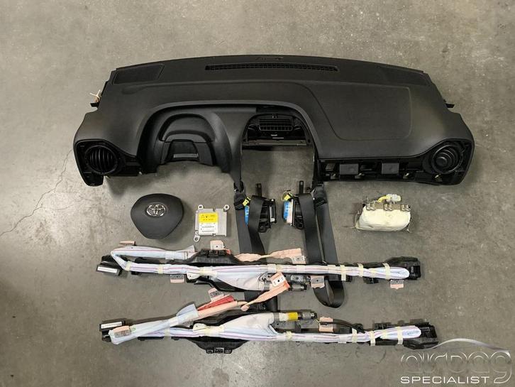 TOYOTA AYGO airbag set dashboard gordels module 2014+ hemel, Auto-onderdelen, Dashboard en Schakelaars, Toyota, Gebruikt, Ophalen of Verzenden