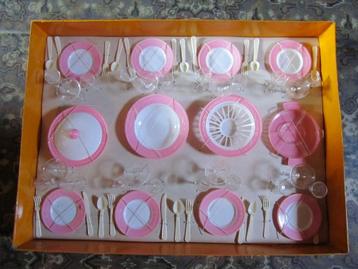 Vintage Compleet Kinder Speelgoed Servies 36-Delig beschikbaar voor biedingen