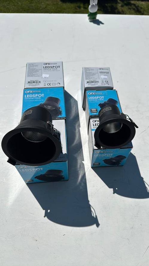 Spotjes mat zwart. 2sets van drie stuks., Huis en Inrichting, Lampen | Spots, Nieuw, Plafondspot of Wandspot, Kunststof, Led, Ophalen of Verzenden