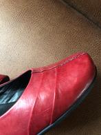 rode schoen van leer - Theresia M - nieuw - 37, Theresia M, Nieuw, Ophalen of Verzenden, Schoenen met hoge hakken