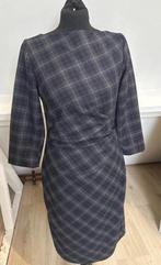 Max mara wollen jurk 38, Kleding | Dames, Jurken, Ophalen of Verzenden, Zo goed als nieuw, Maat 38/40 (M), Onder de knie