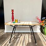 Rotan salontafel vintage, Huis en Inrichting, Tafels | Salontafels, Minder dan 50 cm, 50 tot 100 cm, Ophalen of Verzenden, Zo goed als nieuw