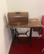 Oude trap naaimachine, Ophalen of Verzenden