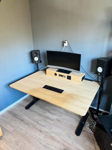 Custom Bureau + IKEA Bekant Onderkant 