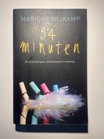 54 Minuten - Marieke Nijkamp, Ophalen of Verzenden, Zo goed als nieuw, Nederland