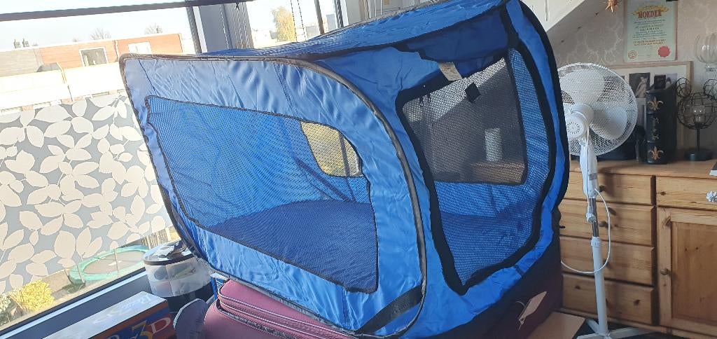 Honden kennel opvouwbaar, Ophalen, Zo goed als nieuw, 75 tot 110 cm, Minder dan 65 cm