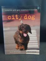 City Dog, Ophalen of Verzenden, Zo goed als nieuw, Honden, Sarah Whitehead