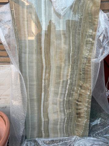Groen onyx tegel 150 x 75 beschikbaar voor biedingen