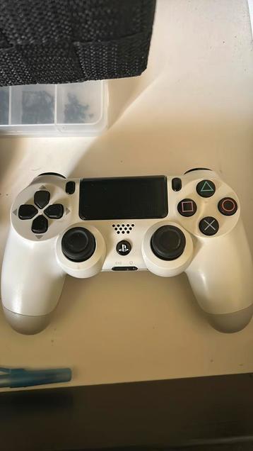 Ps4 controller wit