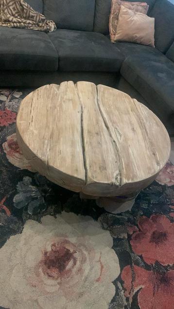 Unieke Boomstam Salontafel - 300 jaar oud! beschikbaar voor biedingen