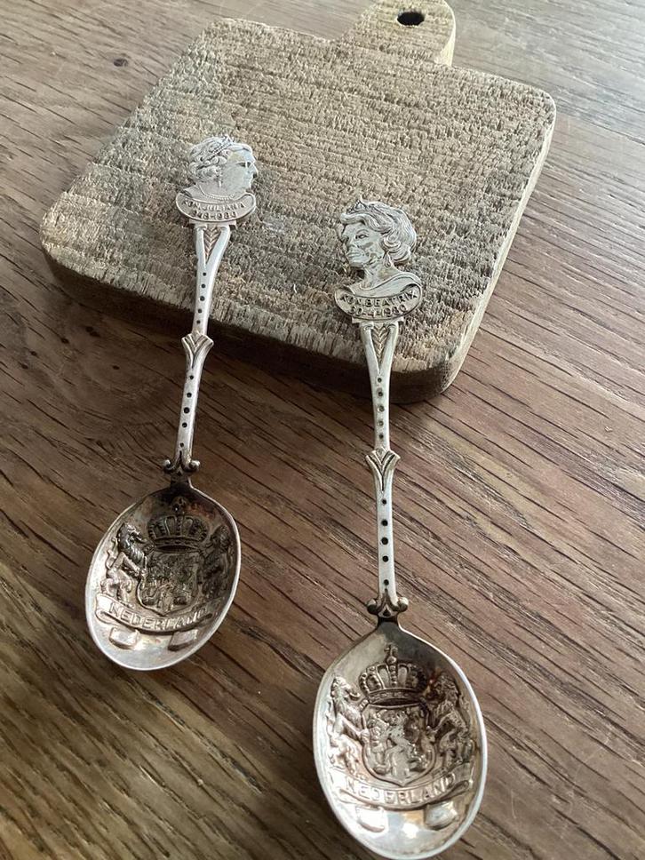 Verzilverd lepeltje, Verzamelen, Koninklijk Huis en Royalty, Gebruikt, Speld(je) of Lepel(tje), Nederland, Ophalen of Verzenden