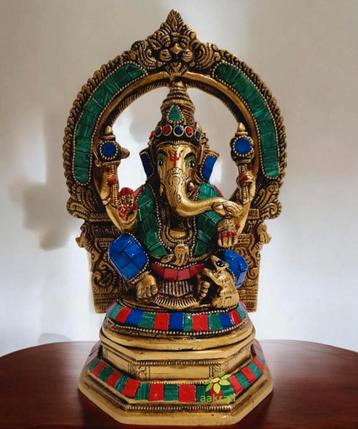 Brass Ganesh Murti in Sculpture beschikbaar voor biedingen