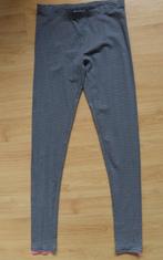 NIEUW: Grijs/wit gestreepte Hema legging maat 158/164, Ophalen of Verzenden, Nieuw, Meisje, Broek