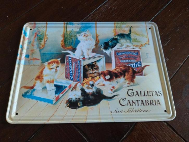 Metalen Wanddecoratie Katten - Galletas Cantabria, Antiek en Kunst, Antiek | Wandborden en Tegels, Ophalen