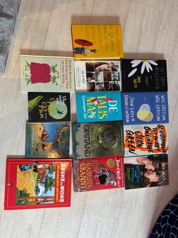 Kinder en jeugd/volwassen boeken beschikbaar voor biedingen