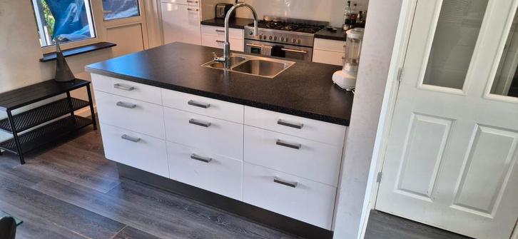 Ikea Keuken (zonder apparatuur) t.e.a.b., Huis en Inrichting, Keuken | Complete keukens, Gebruikt, Overige typen, Wit, Overige materialen