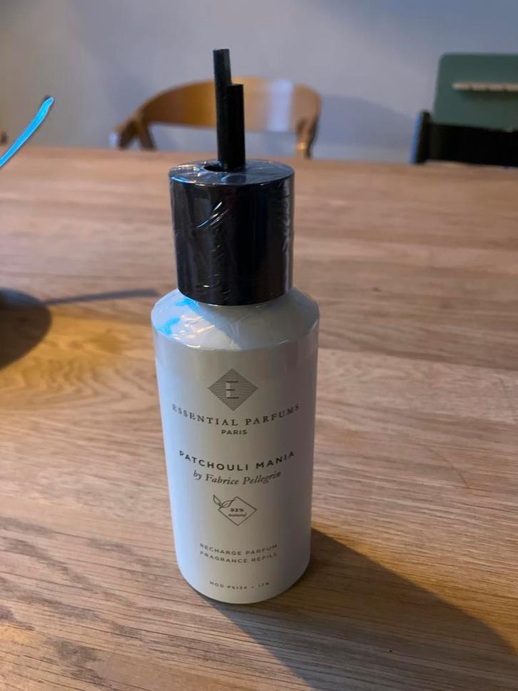 Essential Parfums Patchouli Mania Refill, Sieraden, Tassen en Uiterlijk, Uiterlijk | Gezichtsverzorging, Nieuw, Overige typen