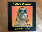 LP Stevie Wonder - Hotter than July, Cd's en Dvd's, Vinyl | R&B en Soul, Ophalen of Verzenden, 1980 tot 2000, Gebruikt