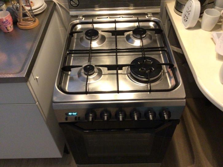 Indesit Gasfornuis (RVS) met electrische oven, Witgoed en Apparatuur, Ovens, Zo goed als nieuw, Vrijstaand, Oven, 45 tot 60 cm