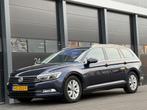 Volkswagen Passat 2.0 TDI 150 PK Navi Clima EURO-6, Auto's, Volkswagen, Euro 6, 150 pk, Blauw, 1403 kg