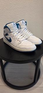 Nike Air Jordan Mid White/Blue, Ophalen of Verzenden, Nieuw, Blauw