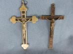 Kruizen met corpus in koper en hout - 19e eeuw, Antiek en Kunst, Antiek | Religie, Ophalen of Verzenden