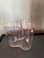 Sfeervol  Iittala vaasje Alvar Aalto uit Finland, Huis en Inrichting, Ophalen, Overige kleuren, Minder dan 50 cm, Glas