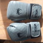Kickboks handschoenen venum, Ophalen, Zo goed als nieuw, Bokshandschoenen