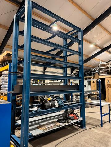 Platen stelling voor staal of houten platen beschikbaar voor biedingen