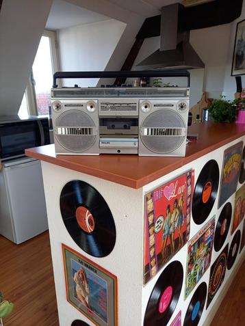 Vintage draagbare radio / boombox Philips D8134 beschikbaar voor biedingen