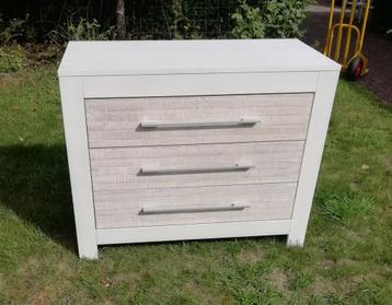   COMMODE BOPITA  plus bovenplank beschikbaar voor biedingen