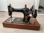 Antieke Singer naaimachine – bouwjaar 1917, Ophalen