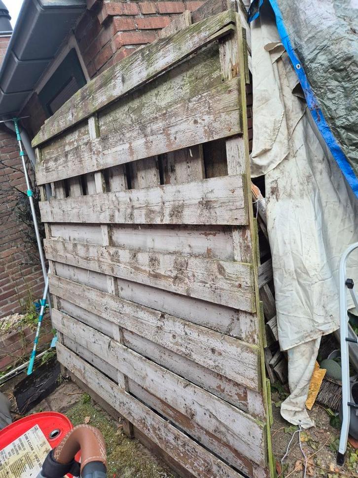 gratis halen in Wezep, hout voor allerlei doeleinden. i, Tuin en Terras, Schuttingen, Gebruikt, Hout, 1 tot 2 meter, Minder dan 3 meter