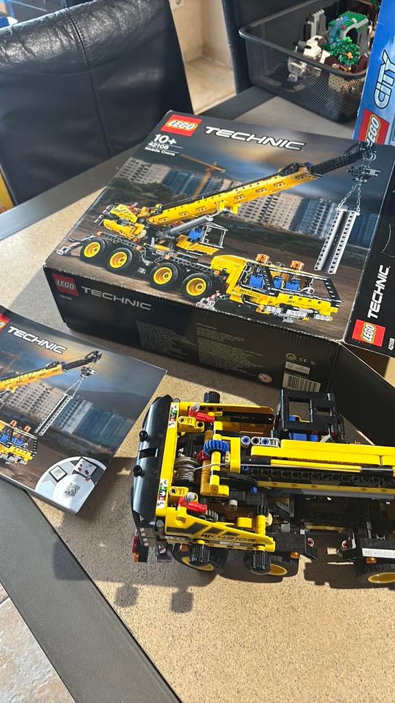 Lego 42108 Mobile crane, Ophalen, Zo goed als nieuw