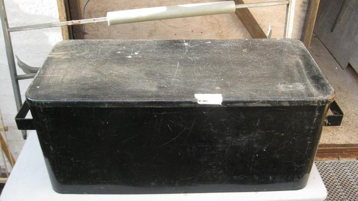 Stalen kist - opbergkist, Huis en Inrichting, Woonaccessoires | Kisten, Gebruikt, Minder dan 50 cm, Minder dan 50 cm, 50 tot 100 cm