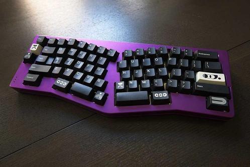 Sneakbox MGA purple , GMK Noire - Base + Novelties, Computers en Software, Toetsenborden, Zo goed als nieuw, Overige indelingen