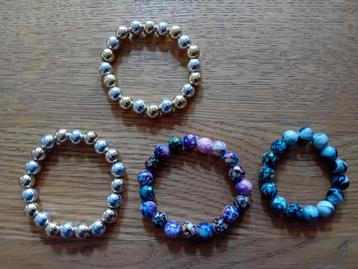 Armbandjes  beschikbaar voor biedingen