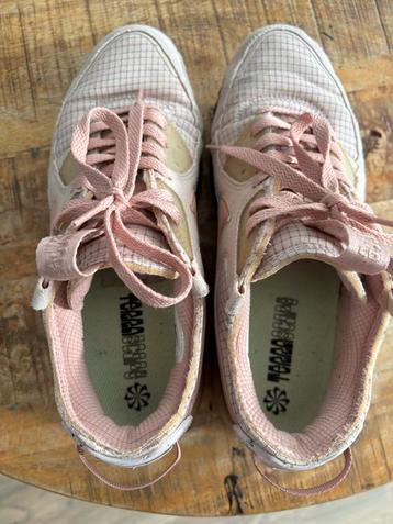 Nike Sneakers Maat 40.5 - Goede Staat! beschikbaar voor biedingen