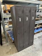 Vintage Lockerkast met 3 Deuren, Ophalen, Gebruikt