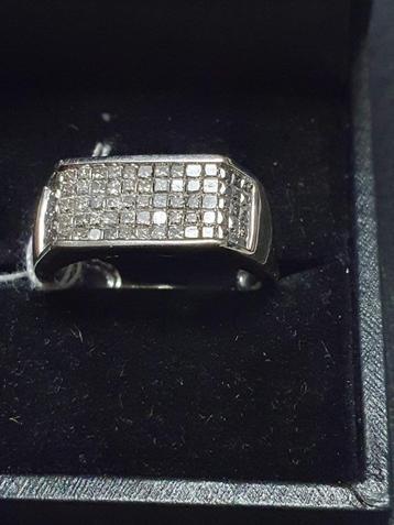 Nieuwe witgouden ring gekeurd 585 vol met prinses geslepen  beschikbaar voor biedingen