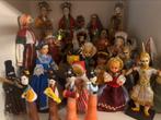 Verzameling oude klederdracht popjes poppen, Gebruikt, Ophalen of Verzenden, Pop
