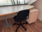 Ovaal bureau + stoel, Huis en Inrichting, Bureaus, Ophalen, Gebruikt, Bureau