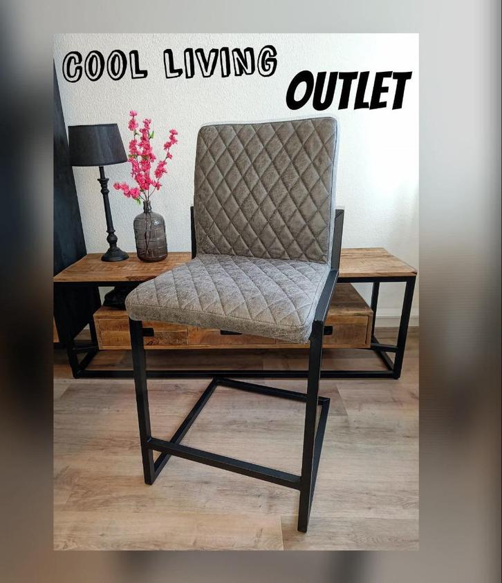 Barkruk Luca-Missouri Grijs-Zwart Metaal Nu €37,50 korting, Huis en Inrichting, Barkrukken, Zo goed als nieuw, 90 cm of meer, Metaal
